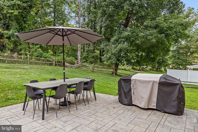 885 SPRING VIEW DR, Southampton, PA 18966