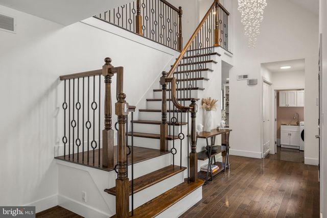 885 SPRING VIEW DR, Southampton, PA 18966