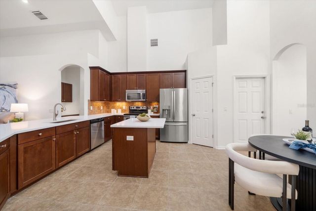 9125 BISCAYNE WAY, Seminole, FL 33776