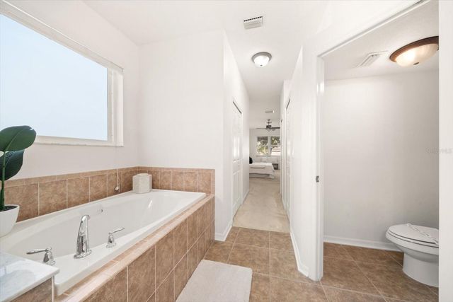 9125 BISCAYNE WAY, Seminole, FL 33776