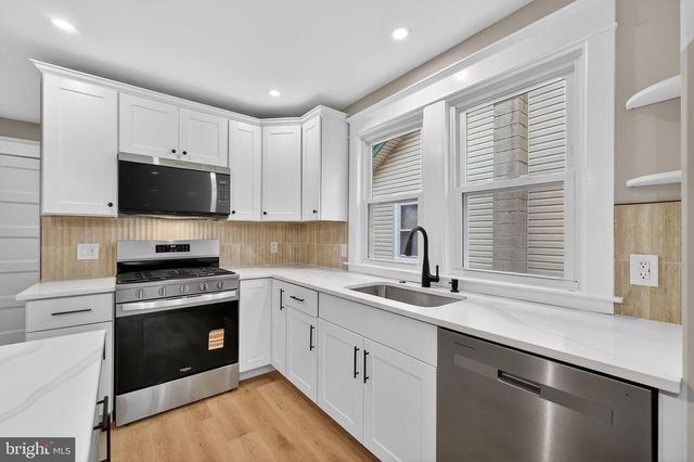 28 DUBOIS AVE, Woodbury, NJ 08096