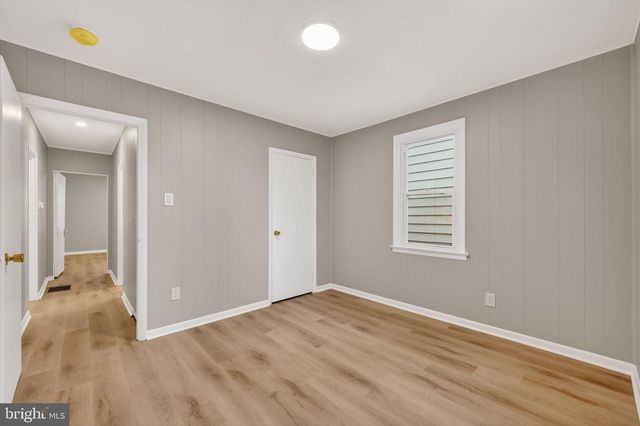 28 DUBOIS AVE, Woodbury, NJ 08096