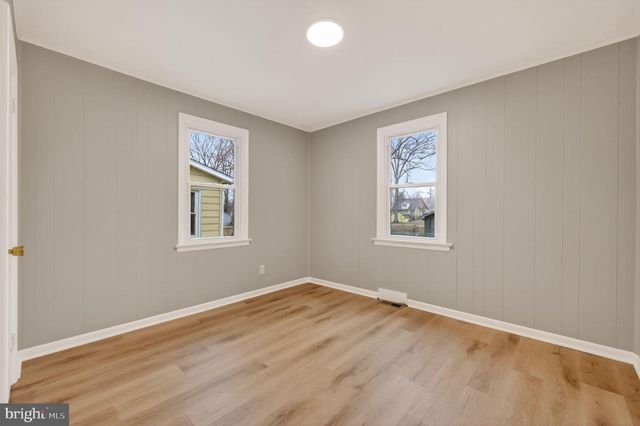 28 DUBOIS AVE, Woodbury, NJ 08096