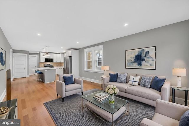 28 DUBOIS AVE, Woodbury, NJ 08096