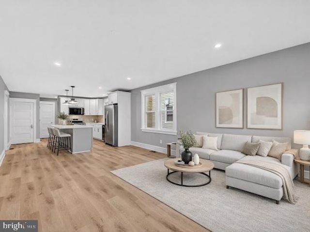 28 DUBOIS AVE, Woodbury, NJ 08096