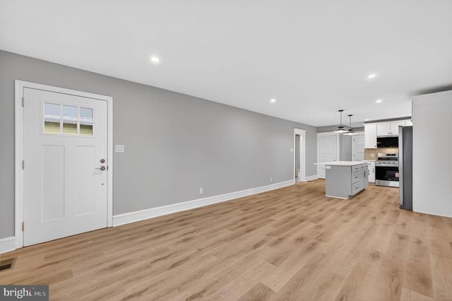 28 DUBOIS AVE, Woodbury, NJ 08096