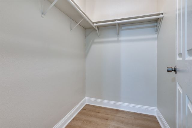 2415 Bethurum Avenue, Dallas, TX 75215