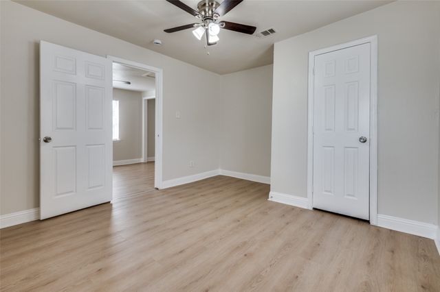 2415 Bethurum Avenue, Dallas, TX 75215