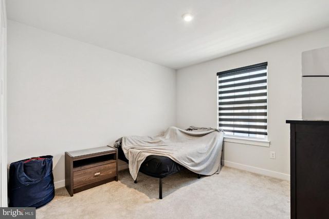 25 MATTHEWS ST, Williamstown, NJ 08094