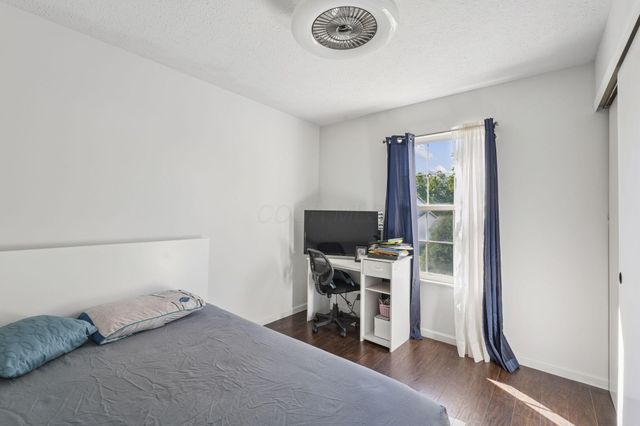 6109 Woodsboro Drive, Columbus, OH 43228