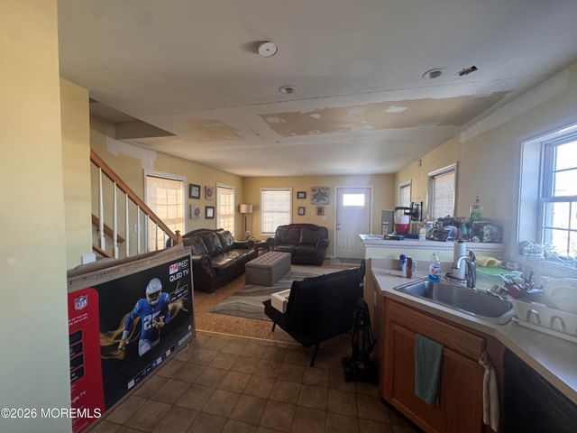 221 12th Avenue, Seaside Park, NJ 08752