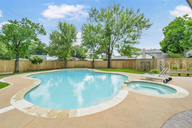 414 Bauxhall Court, Katy, TX 77450