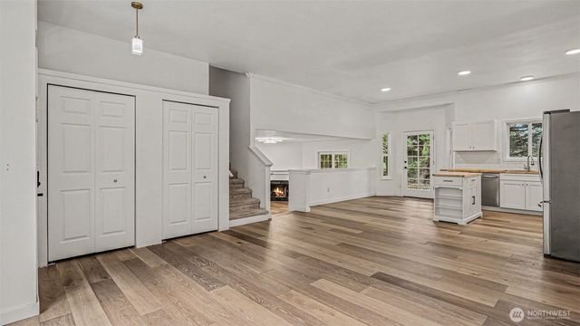 9605 132nd Street, Kirkland, WA 98034