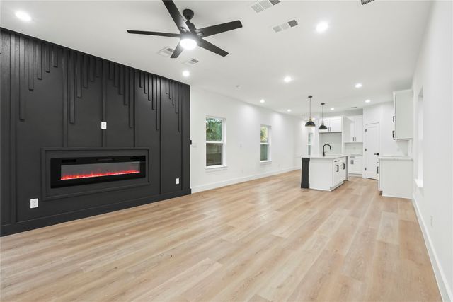 4230 Aztec, Dallas, TX 75216