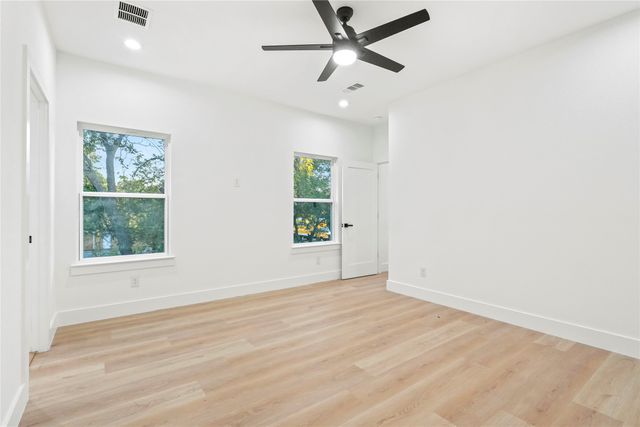 4230 Aztec, Dallas, TX 75216