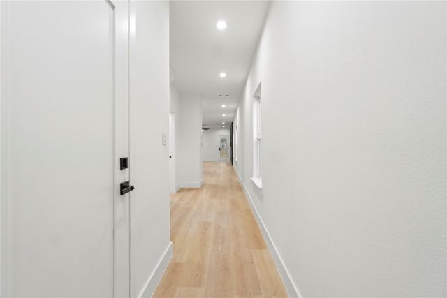 4230 Aztec, Dallas, TX 75216