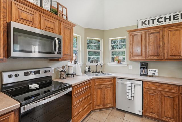 4406 Two Creek Court, Granbury, TX 76049