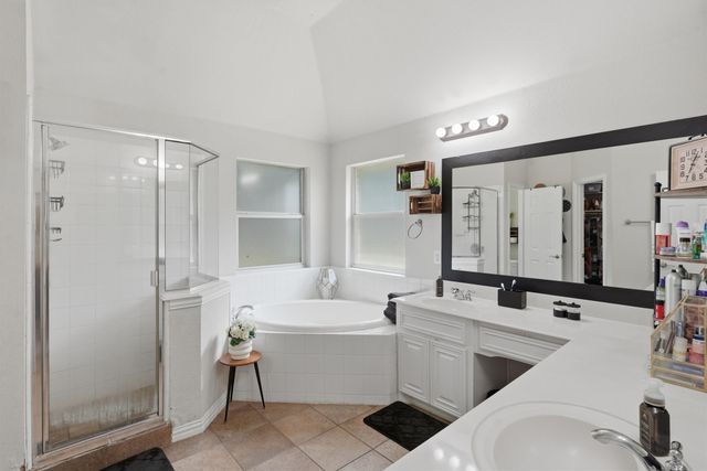 4406 Two Creek Court, Granbury, TX 76049