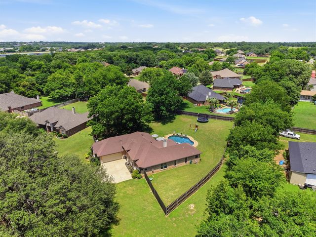 4406 Two Creek Court, Granbury, TX 76049