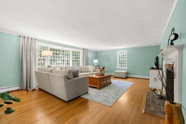 9 Towne Road, Boxford, MA 01921