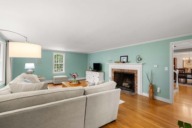 9 Towne Road, Boxford, MA 01921