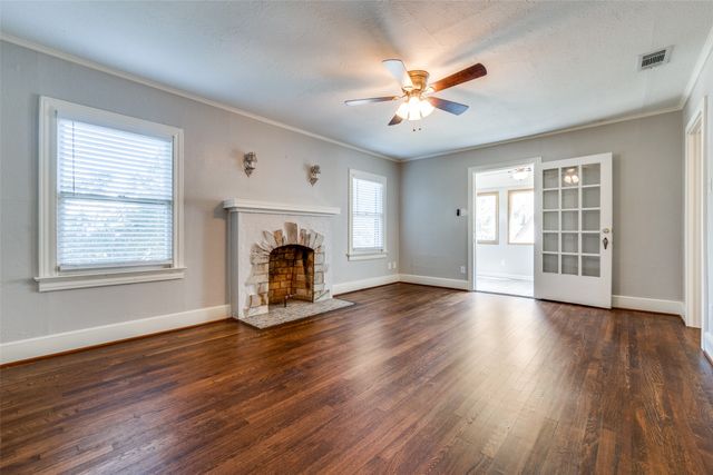6104 Victor Street, Dallas, TX 75214