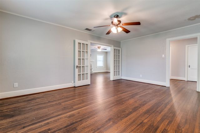 6104 Victor Street, Dallas, TX 75214