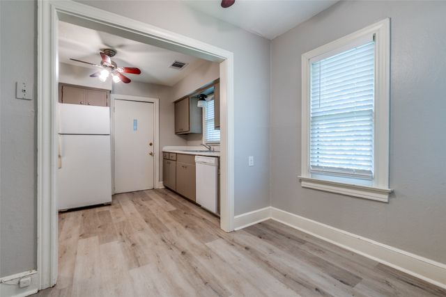 6104 Victor Street, Dallas, TX 75214