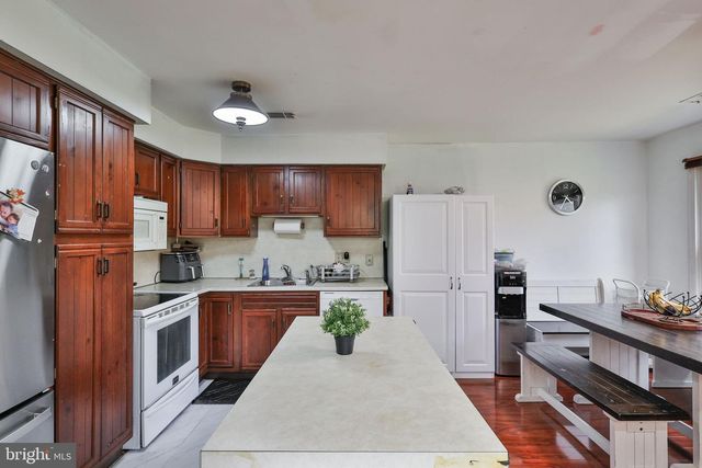 8332 WILLOW RUN, Fogelsville, PA 18051