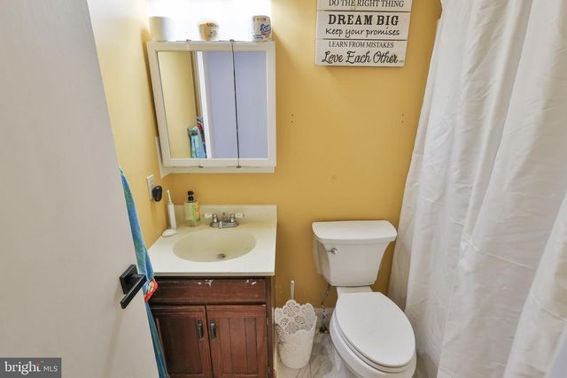 8332 WILLOW RUN, Fogelsville, PA 18051