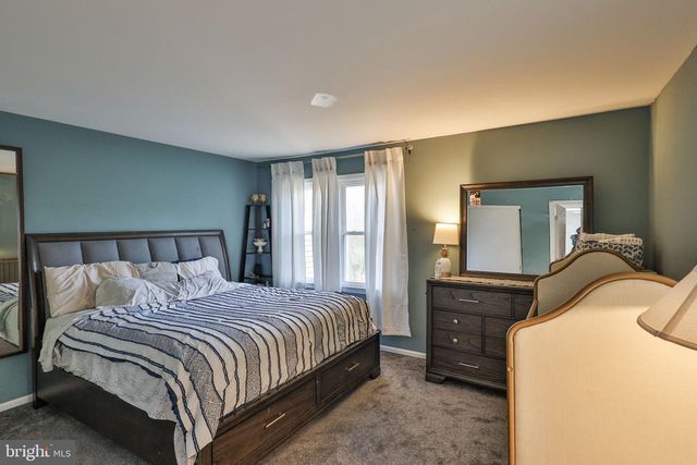 8332 WILLOW RUN, Fogelsville, PA 18051