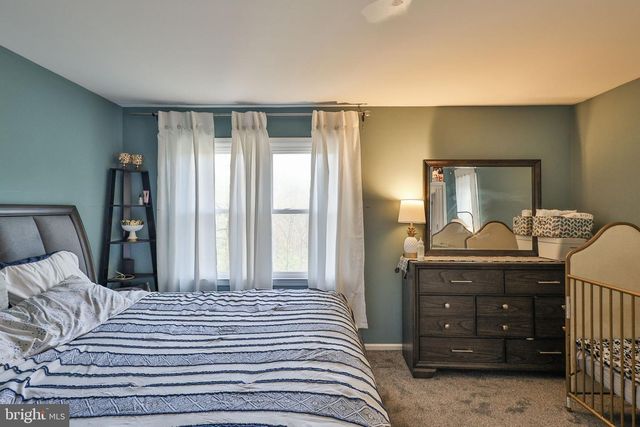 8332 WILLOW RUN, Fogelsville, PA 18051