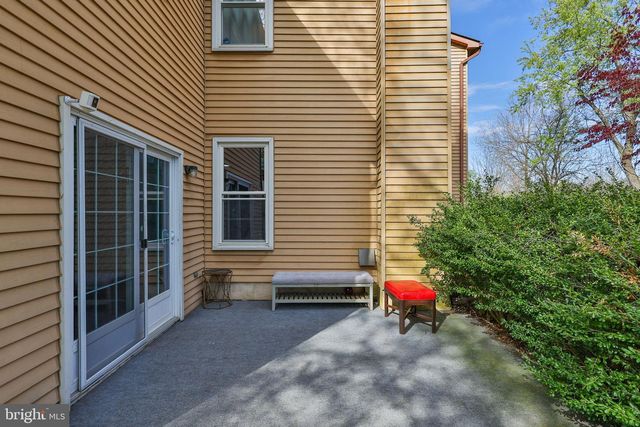 8332 WILLOW RUN, Fogelsville, PA 18051