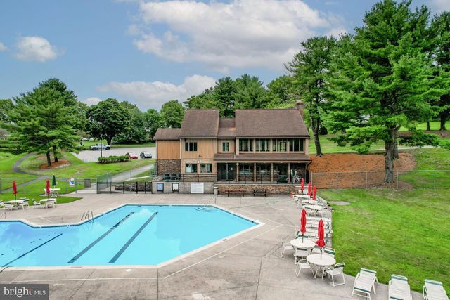 8332 WILLOW RUN, Fogelsville, PA 18051