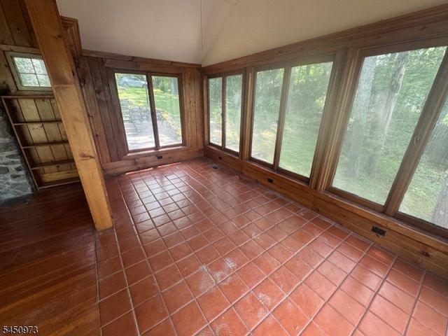1031 County Road 619, Stillwater Twp., NJ 07860