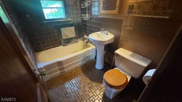 1031 County Road 619, Stillwater Twp., NJ 07860