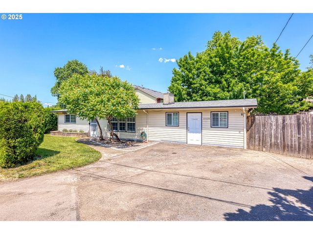 22692 Sw HIGHLAND Dr, Sherwood, OR 97140