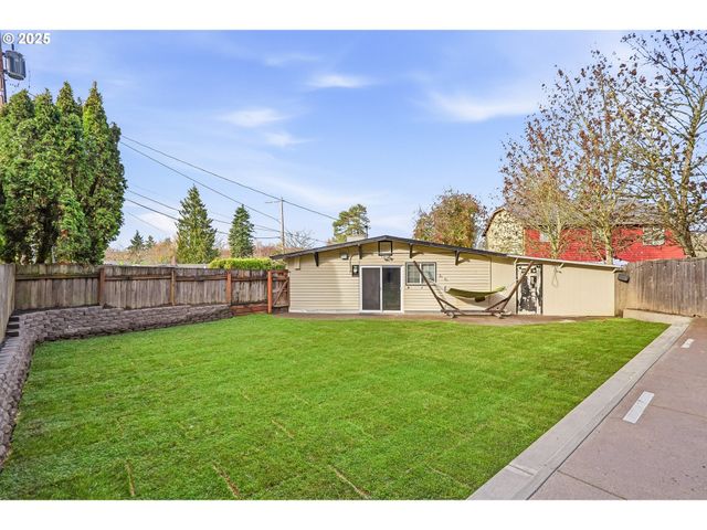 22692 Sw HIGHLAND Dr, Sherwood, OR 97140