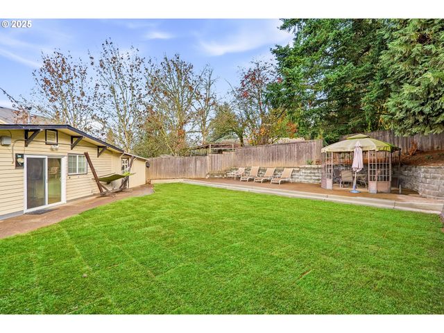 22692 Sw HIGHLAND Dr, Sherwood, OR 97140