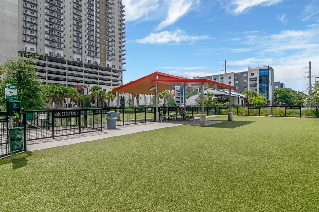 Image 62 of property listing at 1208 E KENNEDY BOULEVARD 419, Tampa, FL 33602