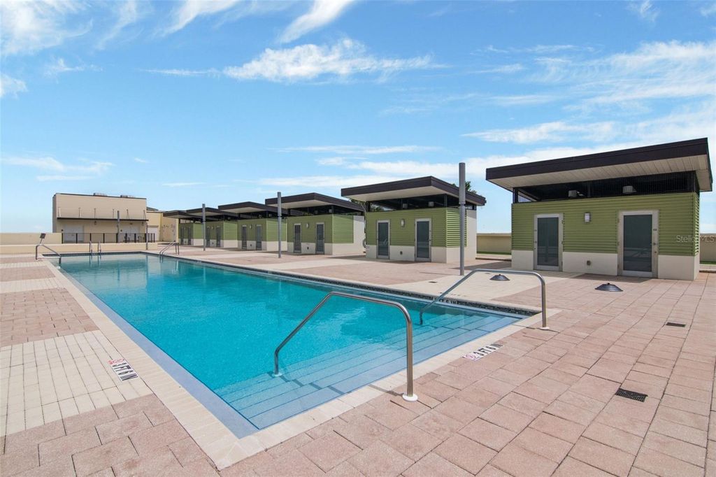 Image 74 of property listing at 1208 E KENNEDY BOULEVARD 419, Tampa, FL 33602