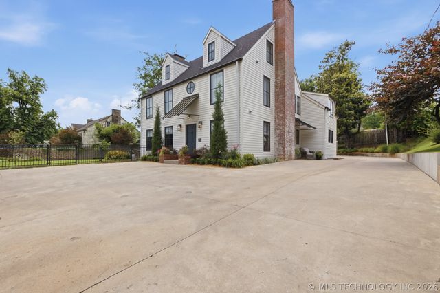 2116 S Peoria Avenue, Tulsa, OK 74114