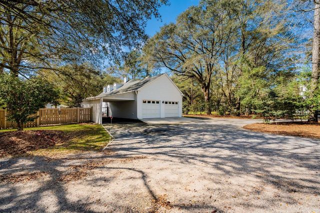 111 E Carolina Avenue, Summerville, SC 29483