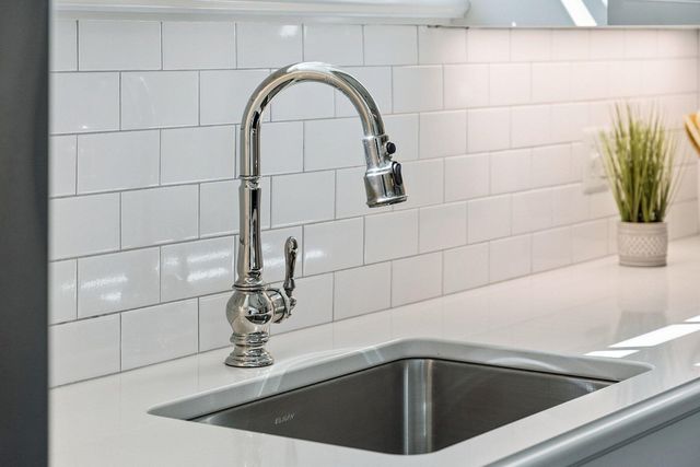 111 E Carolina Avenue, Summerville, SC 29483