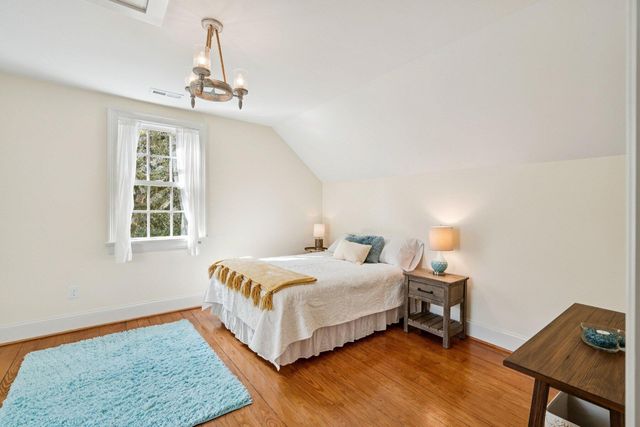 111 E Carolina Avenue, Summerville, SC 29483