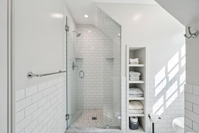 111 E Carolina Avenue, Summerville, SC 29483