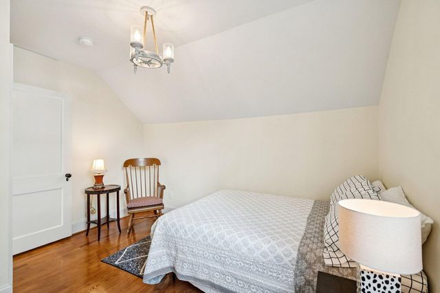 111 E Carolina Avenue, Summerville, SC 29483