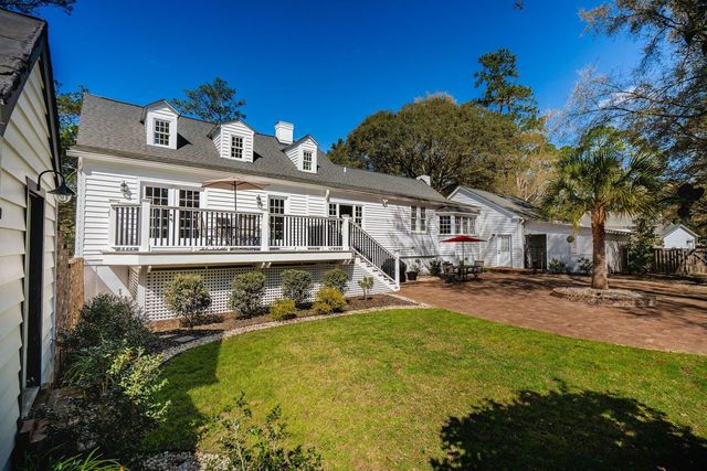 111 E Carolina Avenue, Summerville, SC 29483