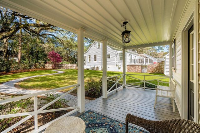 111 E Carolina Avenue, Summerville, SC 29483