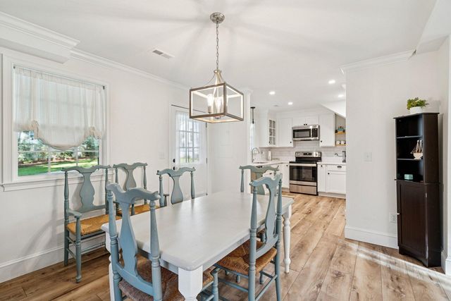 111 E Carolina Avenue, Summerville, SC 29483